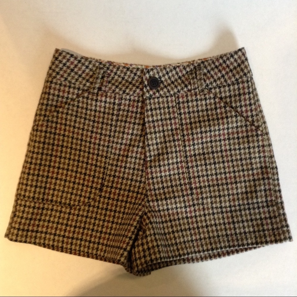 High Waisted Ladies Wool Shorts
